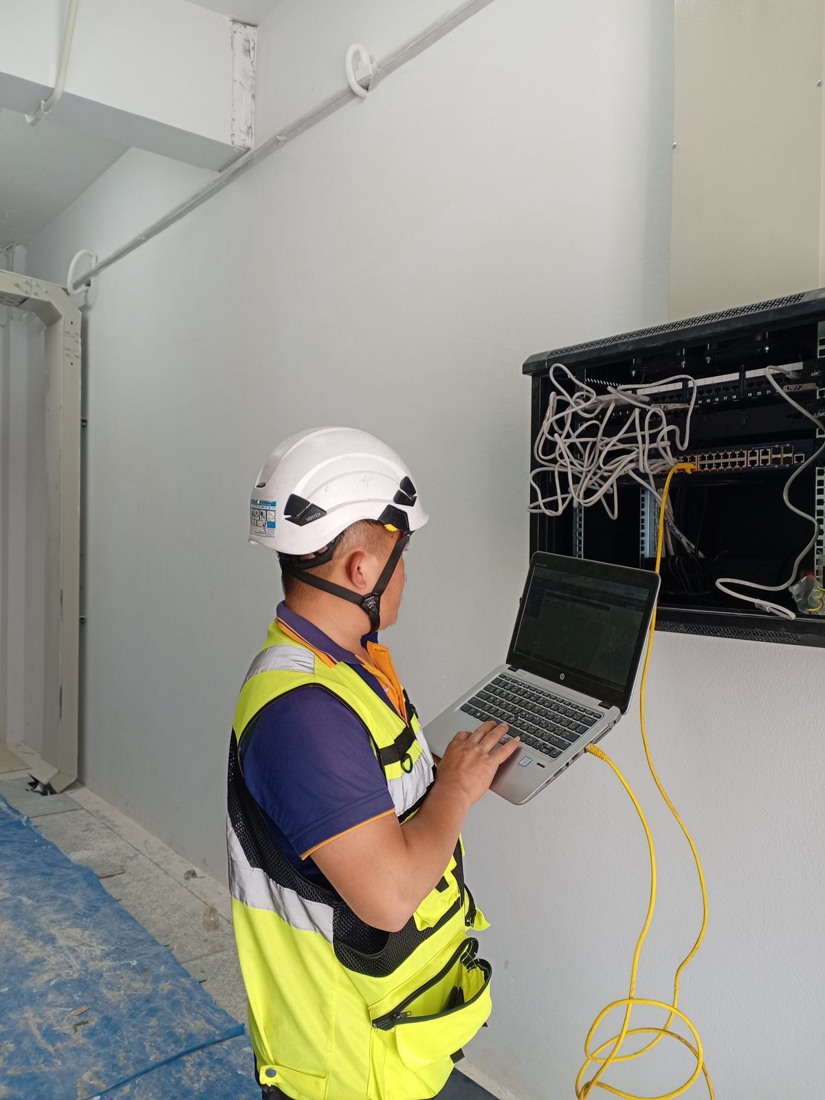 NETD Engineer Configuring Rack